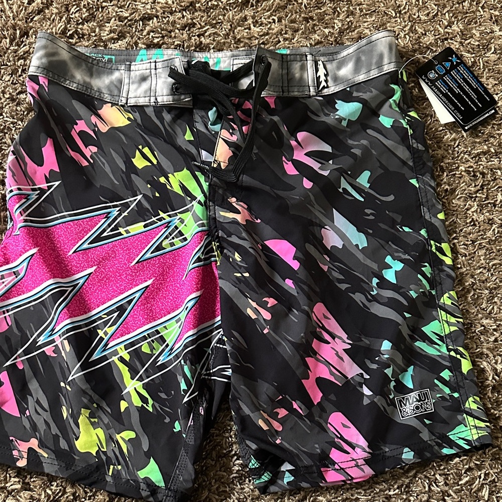 Maui and Sons Gray and Teal Shorts